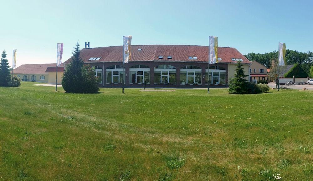 Sport- & Vital-Resort Neuer Hennings Hof Perleberg Eksteriør bilde